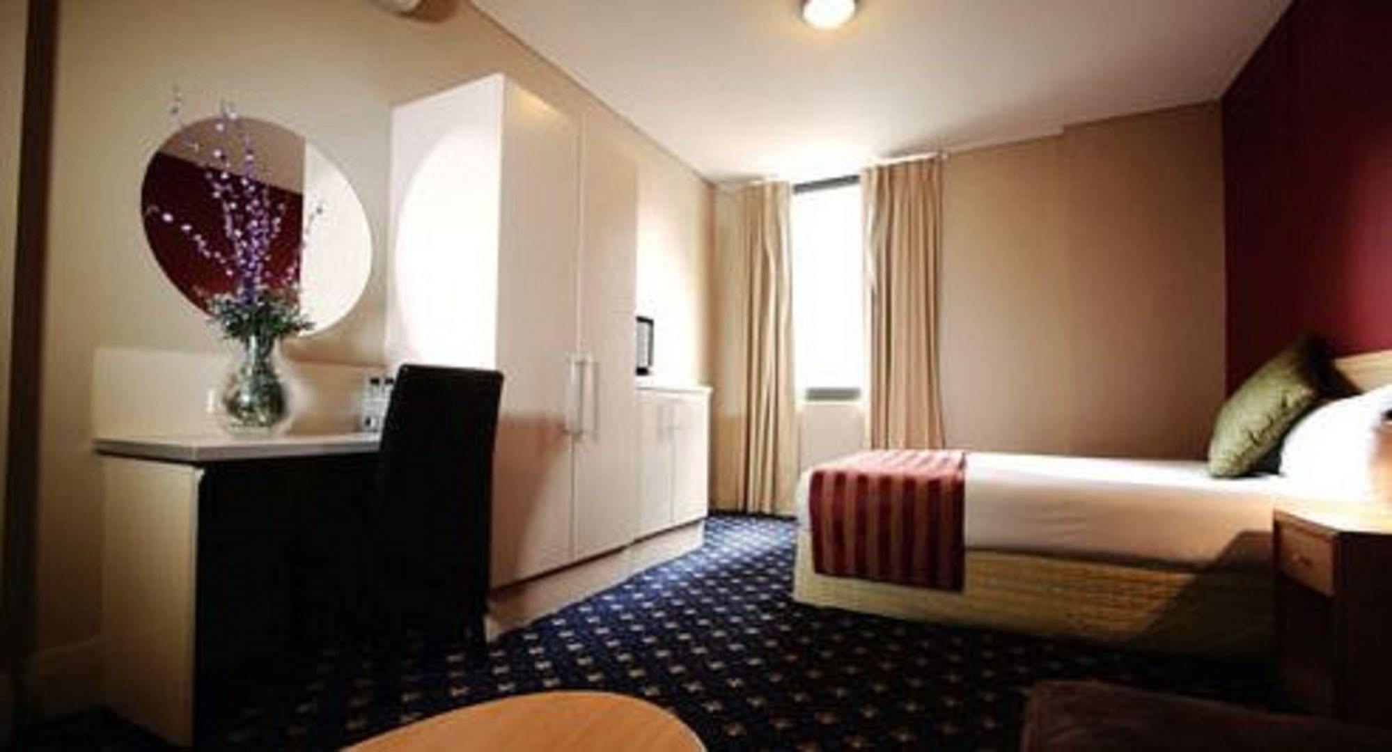 Hotel Coronation Сідней Екстер'єр фото